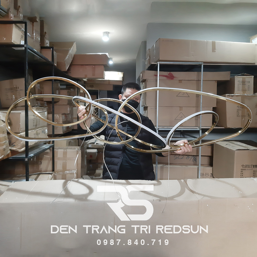 Đèn Thả Bàn Ăn Hiện Đại Bắc Âu Khung Inox Chiều Dài 160cm DC-L037