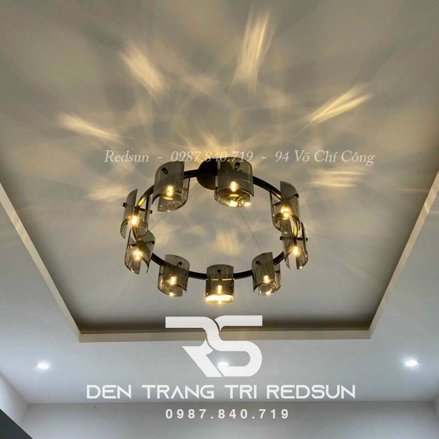 Đèn Chùm Phòng Khách Hiện Đại Bắc Âu Choá Thuỷ Tinh Đen Khói DC-L054