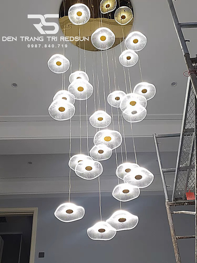 Đèn Thả Trần Lắp Thông Tầng Cầu Thang, Phòng Khách, Bàn Ăn Hình Lá Sen HTK035