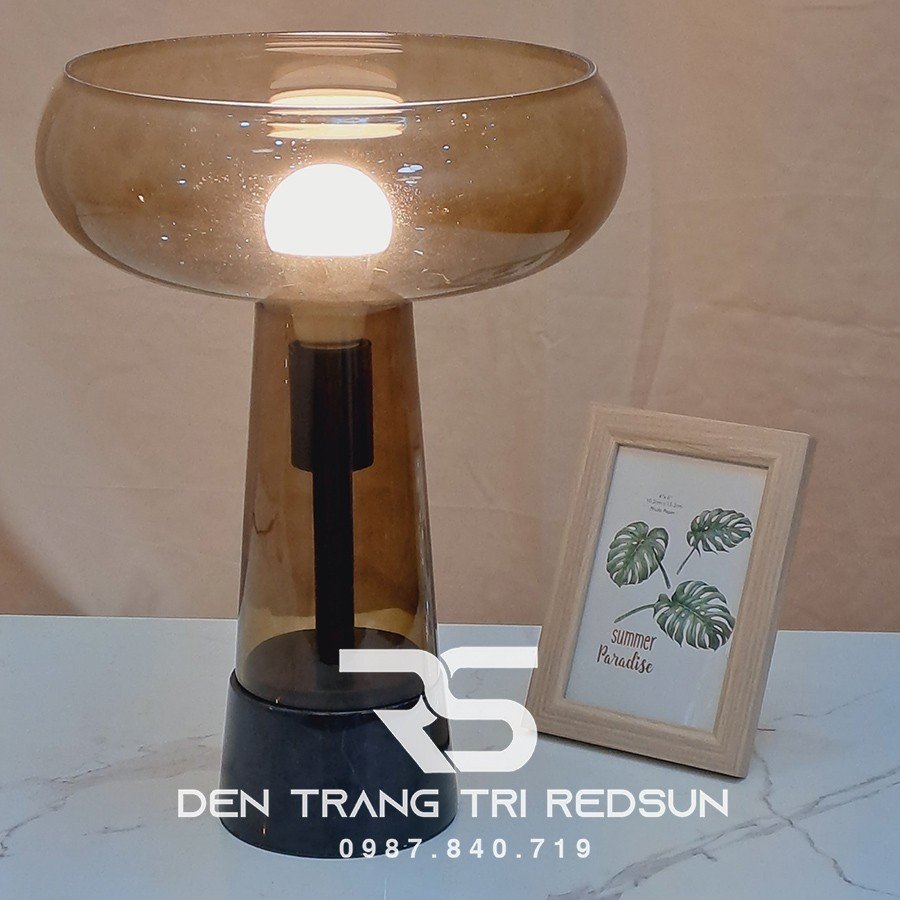 Đèn Bàn Hiện Đại Bắc Âu DB2043