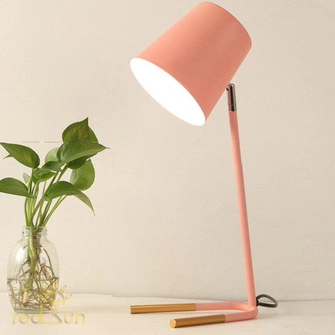 Đèn Bàn Hiện Đại DB2048