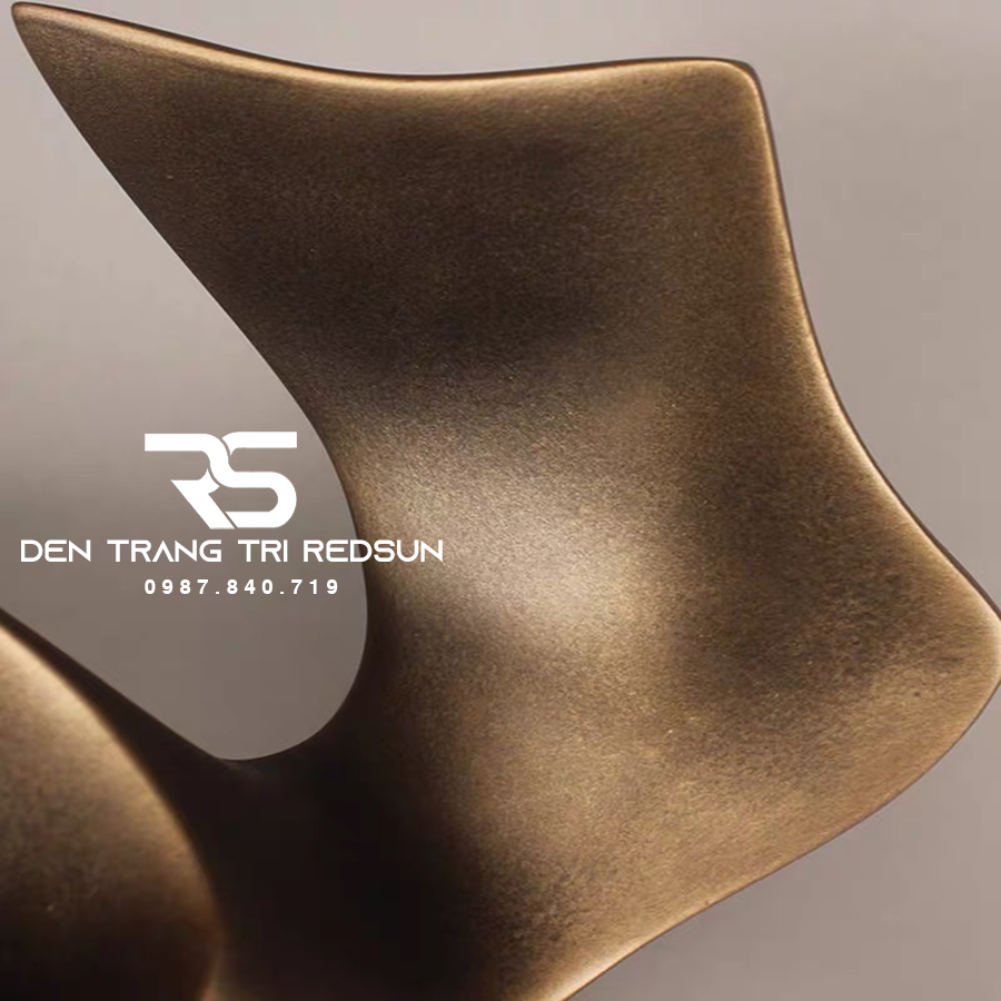 Đồ Trang Trí Nghệ Thuật Phòng Khách, Phòng Ngủ, Phòng Ăn Điêu Khắc Mô Hình Người Trừu Tượng DDC-011 Dáng C