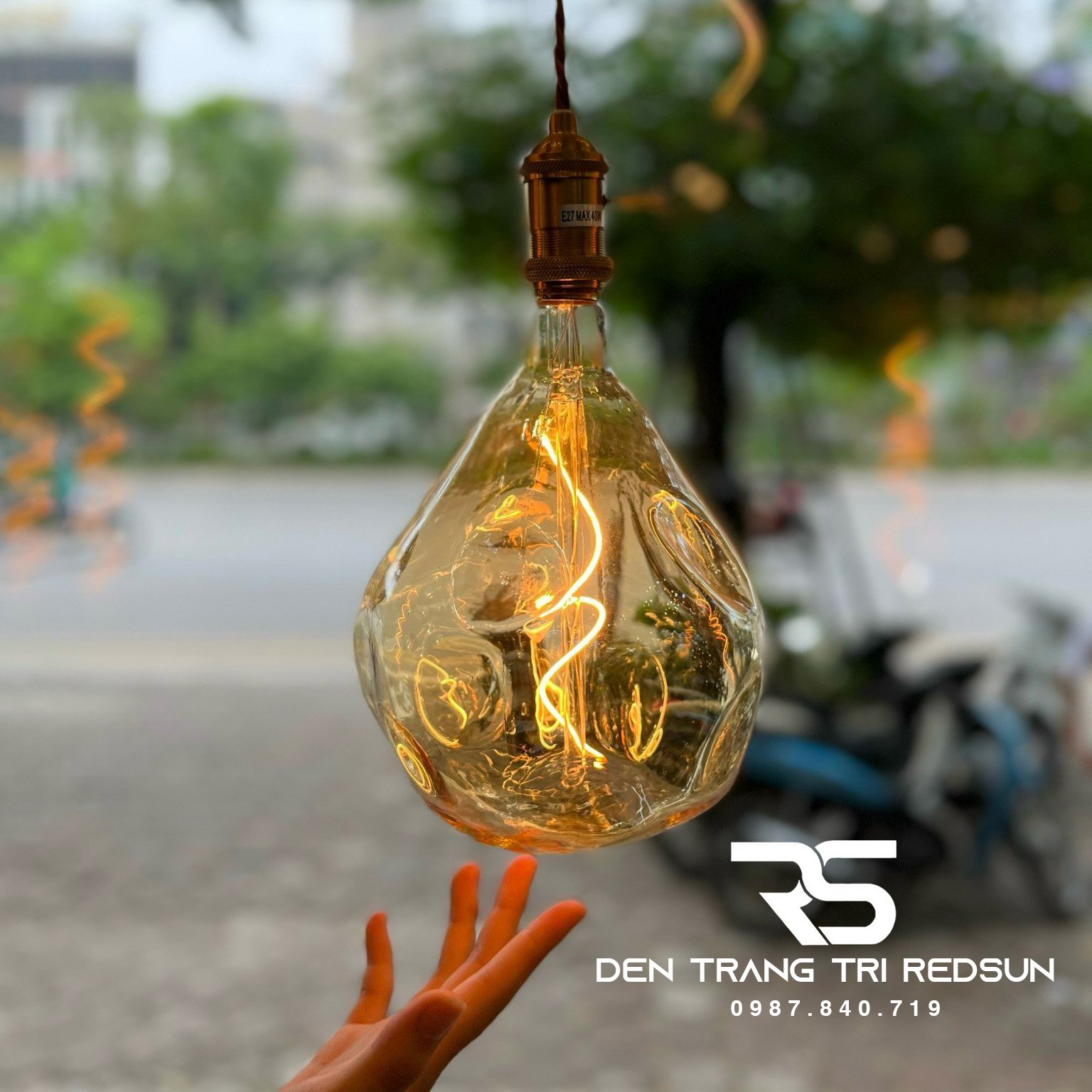 Đèn Thả Thuỷ Tinh Edison Cổ Điển Thế Hệ Mới Phong Cách Bắc Âu CDT-T047 Dáng B