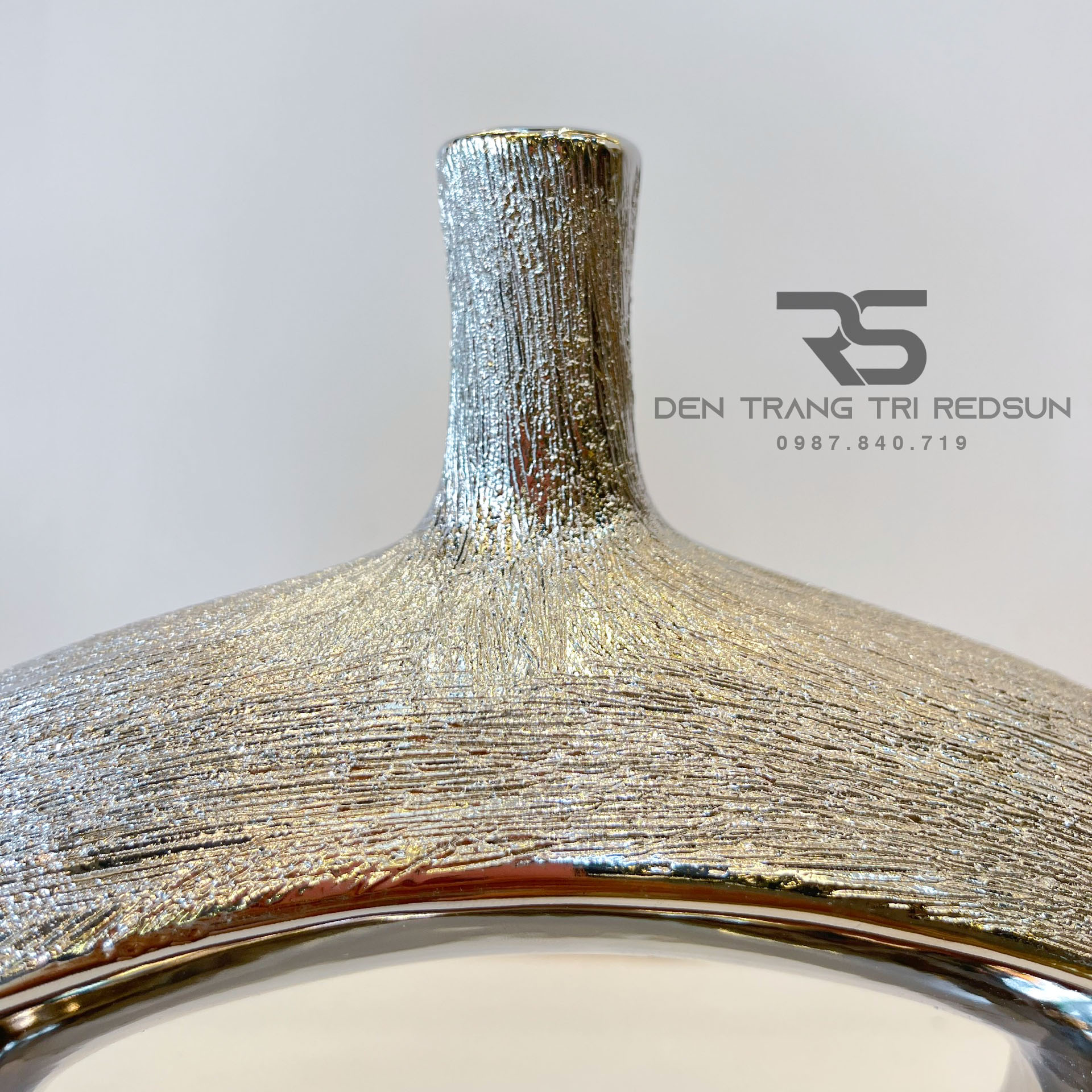 Bình Hoa Nghệ Thuật Chất Liệu Gốm Trang Trí Phòng Khách, Phòng Ngủ, Phòng Ăn Phong Cách Hiện Đại DDC-010