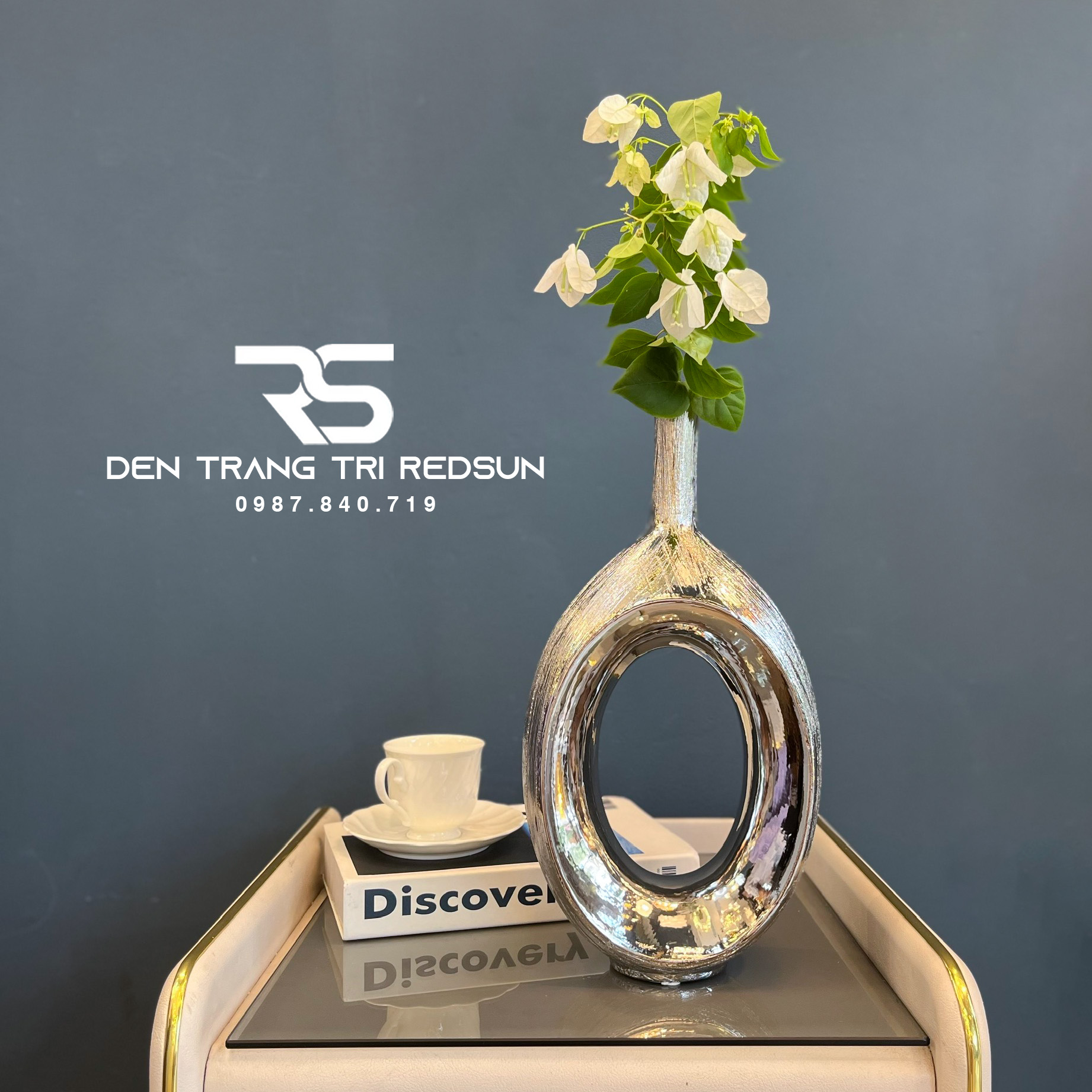 Bình Hoa Nghệ Thuật Chất Liệu Gốm Trang Trí Phòng Khách, Phòng Ngủ, Phòng Ăn Phong Cách Hiện Đại DDC-010