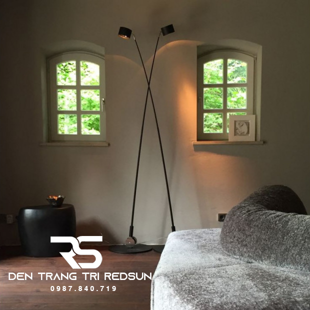 Đèn Sàn Hiện Đại Tối Giản Phong Cách Italia DS2037