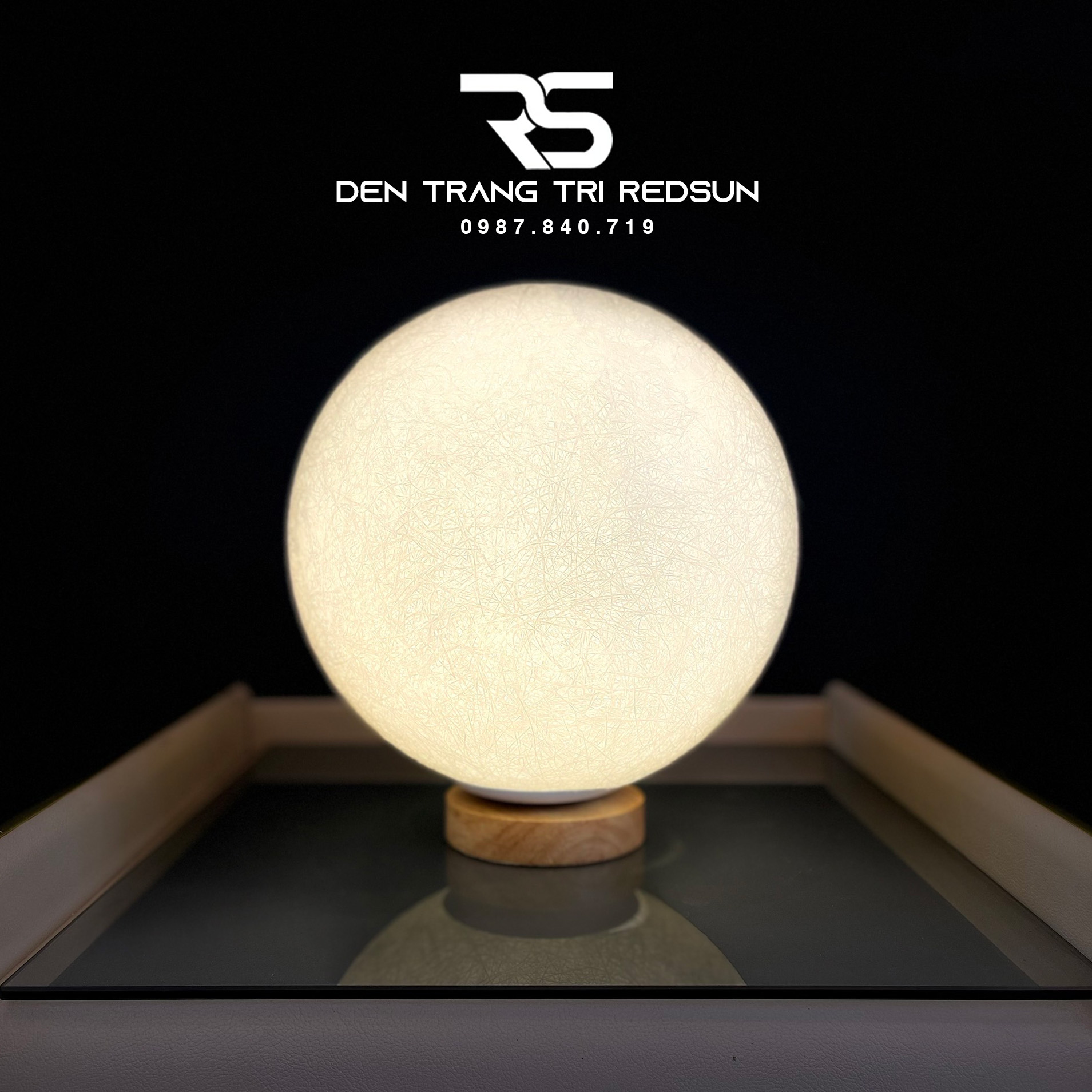 Đèn Bàn Hiện Đại Bắc Âu DB2088