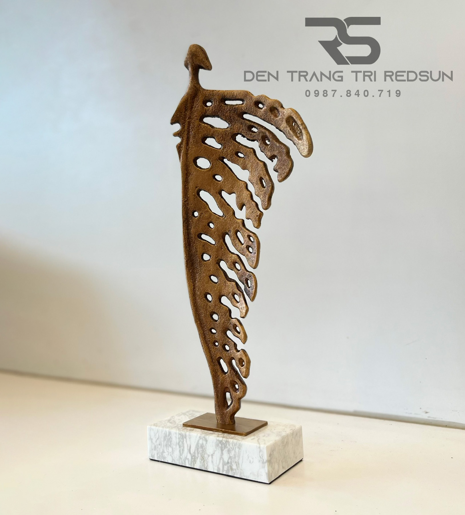 Đồ Trang Trí Nghệ Thuật Phòng Khách, Phòng Ngủ, Phòng Ăn Hình Lá Phong Cách Bắc Âu DDC-007