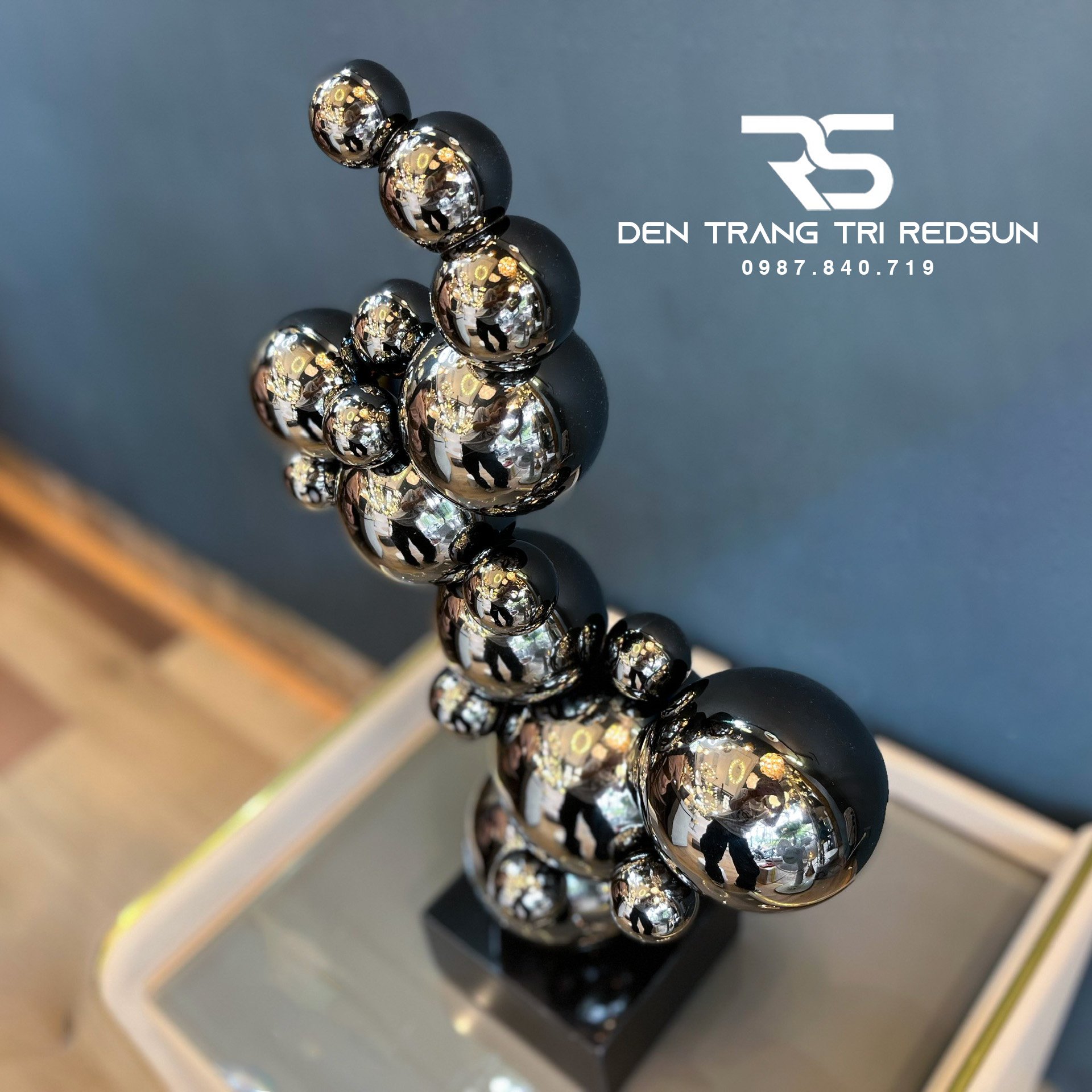 Đồ Trang Trí Nghệ Thuật Phòng Khách, Hành Lang, Sảnh Chờ Điêu Khắc Trừu Tượng Chất Liệu Inox DDC-017