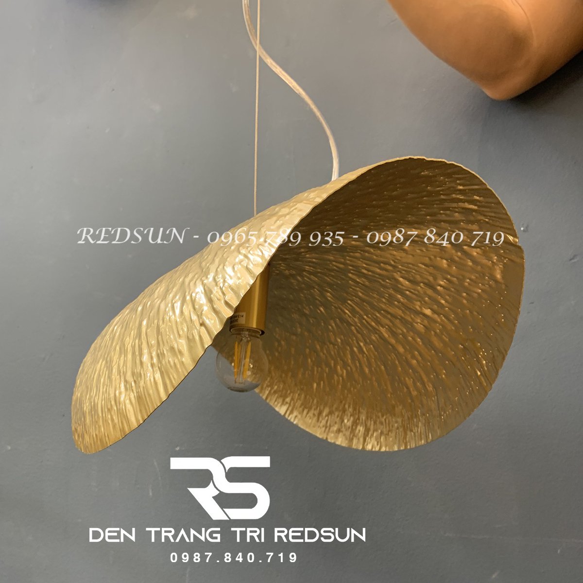 Đèn Thả Trần Hiện Đại Bắc Âu Lá Sen Đồng CDT-T037