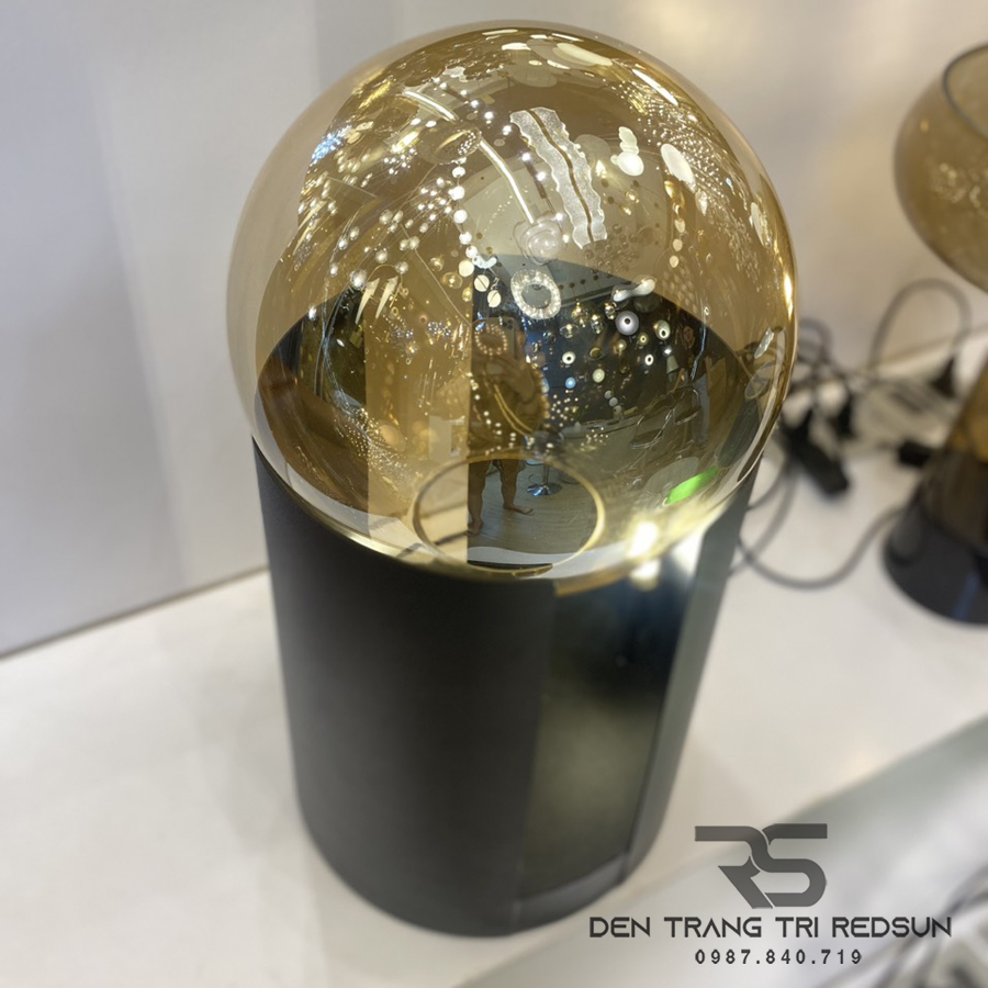 Đèn Bàn Hiện Đại Bắc Âu DB2091