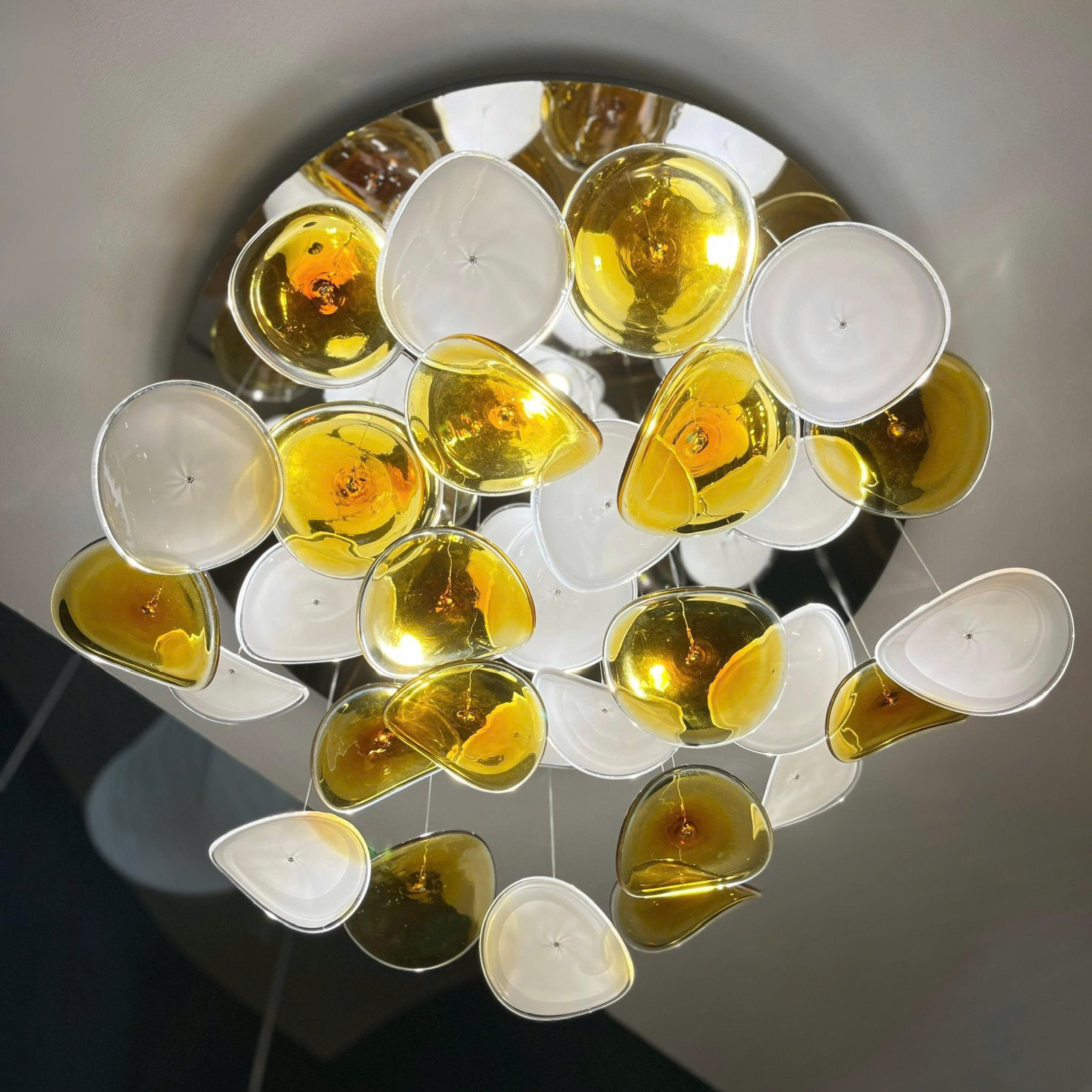 Đèn Thả Thiết Kế Cho Khách Sạn, Hành Lang, Biệt Thư, Phòng Khách, Phòng Ăn Hình Lá HTK-NK001