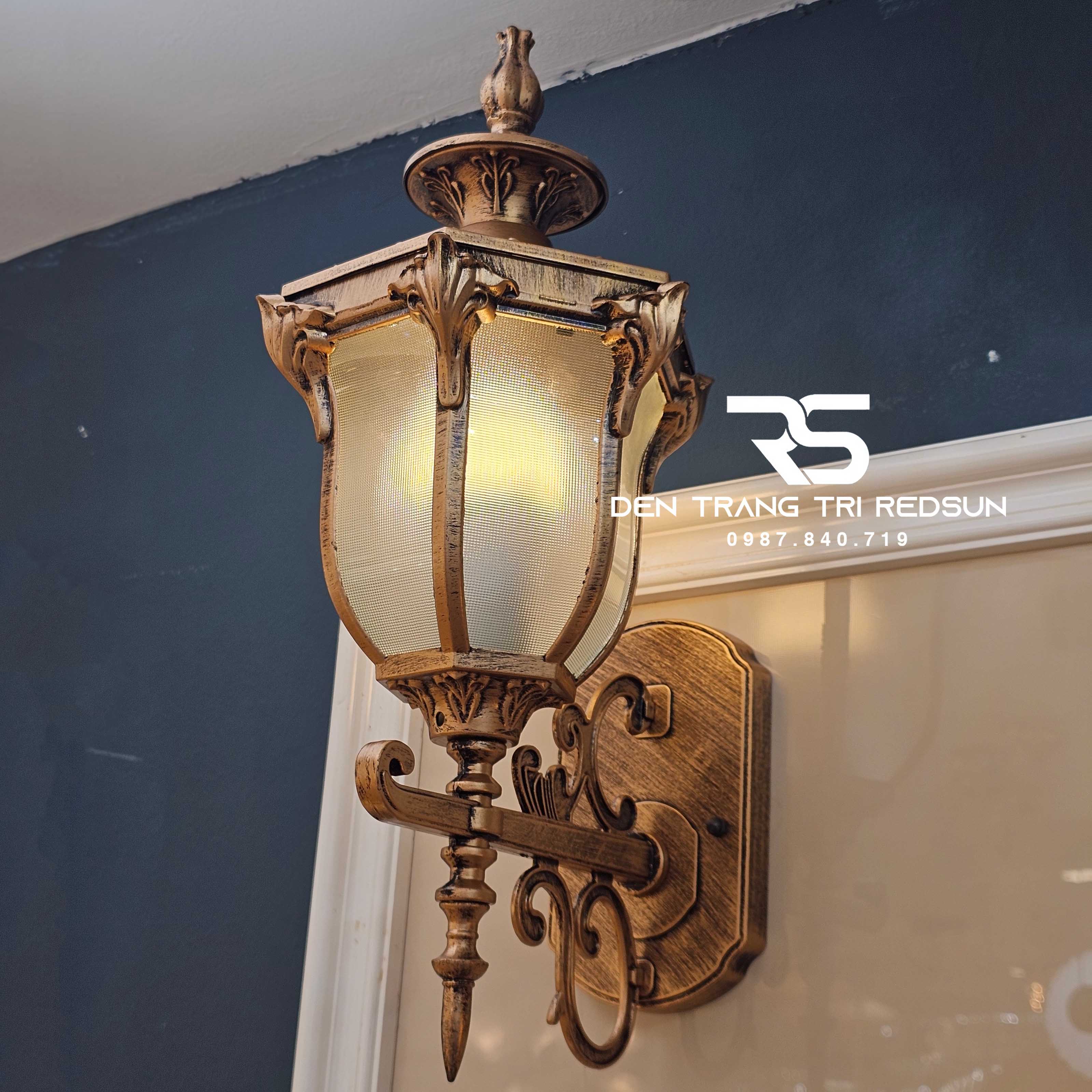 Đèn Tường Chùa Hợp Kim Lắp Ngoài Trời DT-C0219