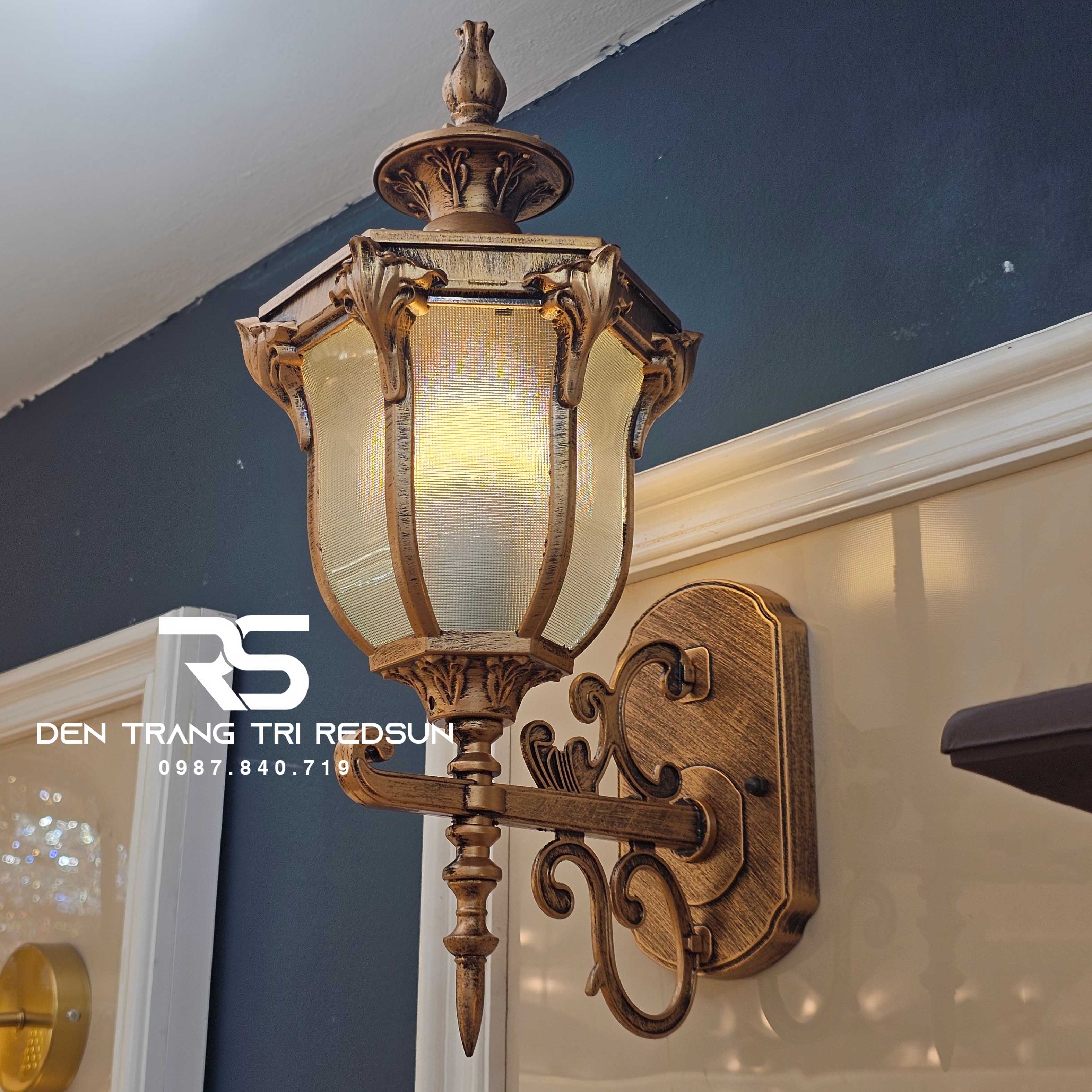 Đèn Tường Chùa Hợp Kim Lắp Ngoài Trời DT-C0219