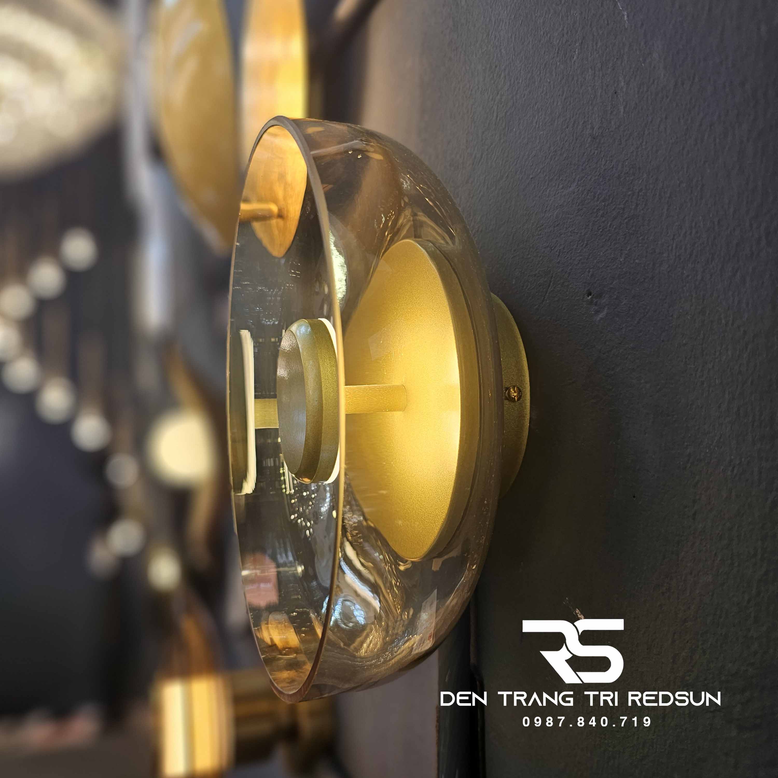 Đèn Tường Trang Trí Phòng Khách, Phòng Ngủ Hiện Đại Phong Cách Bắc Âu Chóa Thủy Tinh DT-1038