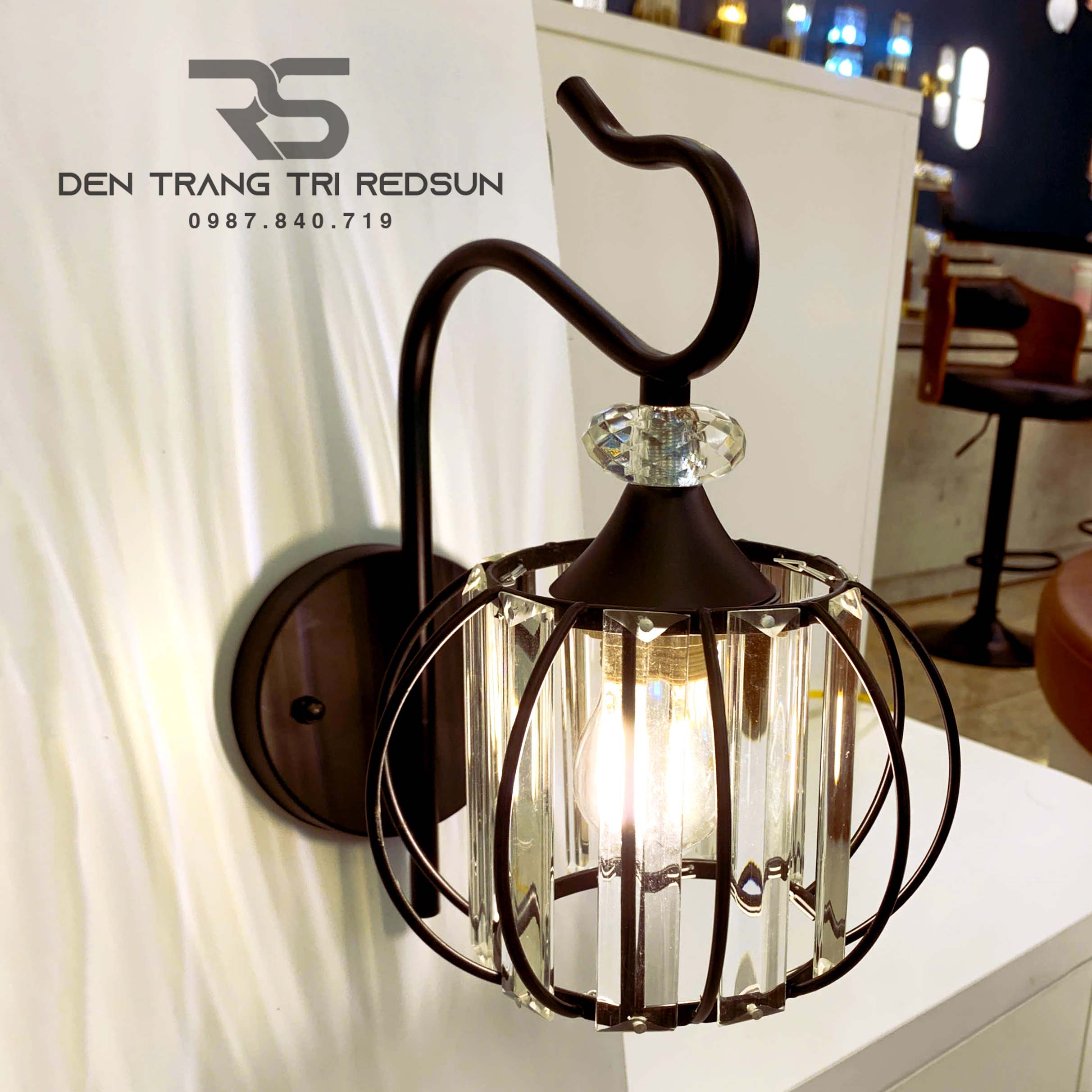 Đèn tường trang trí phòng khách, phòng ngủ hình đèn lồng DT-D3277