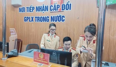 Phòng Cảnh sát giao thông Bộ Công an chính thức đổi GPLX trên cả nước
