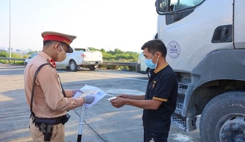 Đề xuất không phạt người có GPLX hết hạn đúng mùa dịch