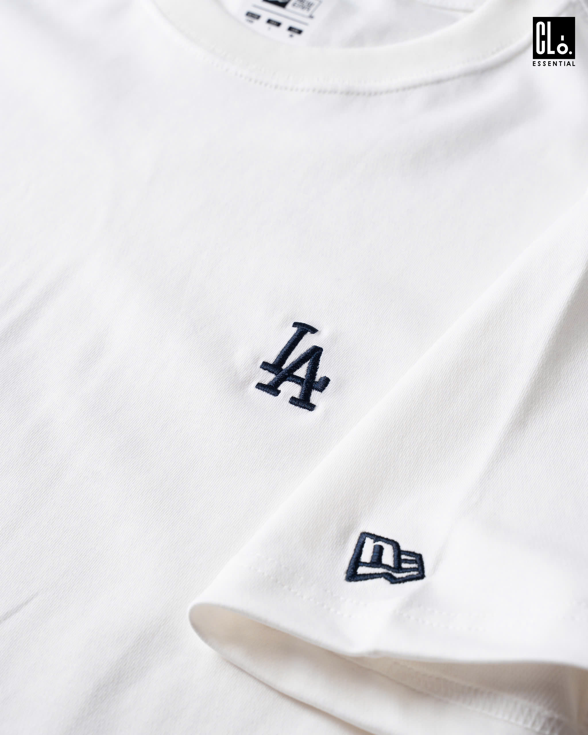 New Era, Ap Ne Essential Basic Embroider Logo T-Shirt - White