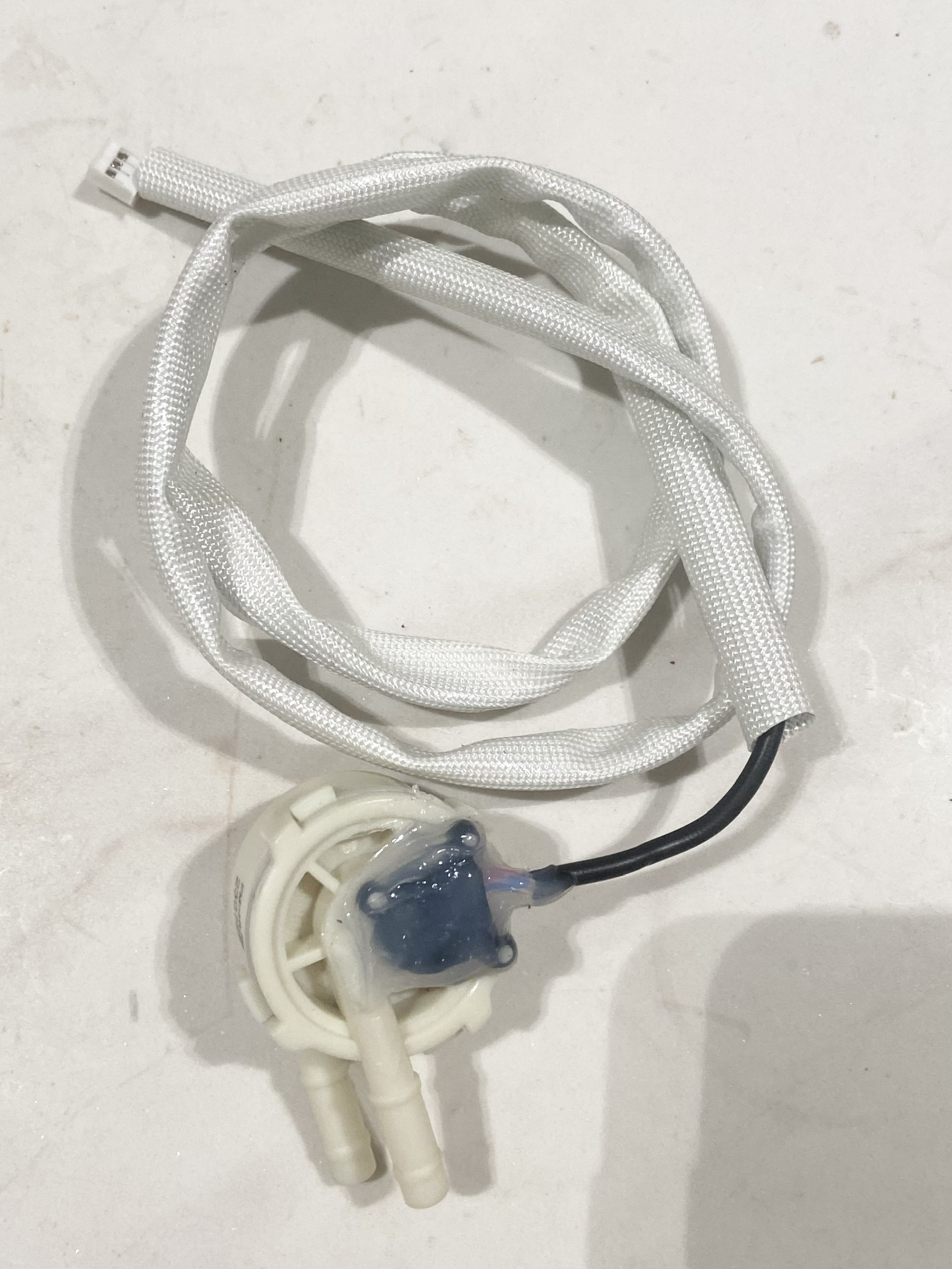 Cảm biến lưu Lượng nước FM-HL3012