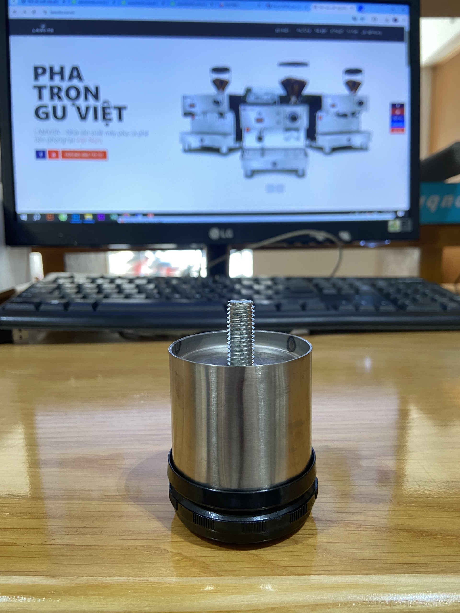 Chân máy pha LAMVITA, P/N: LVT39011