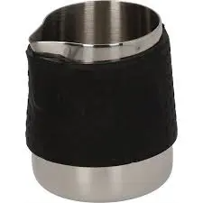 Milk pitcher with spout 0.35l coated