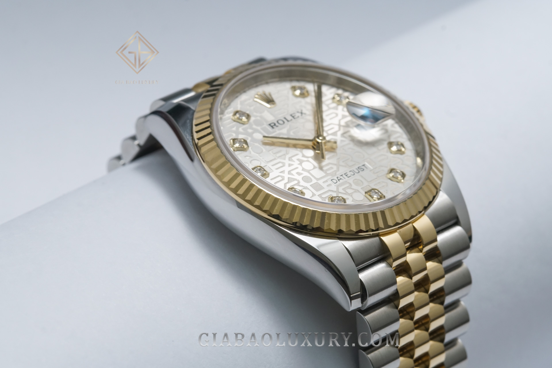 Rolex Datejust 36 126233 Silver Jubilee Dial (LikeNew)