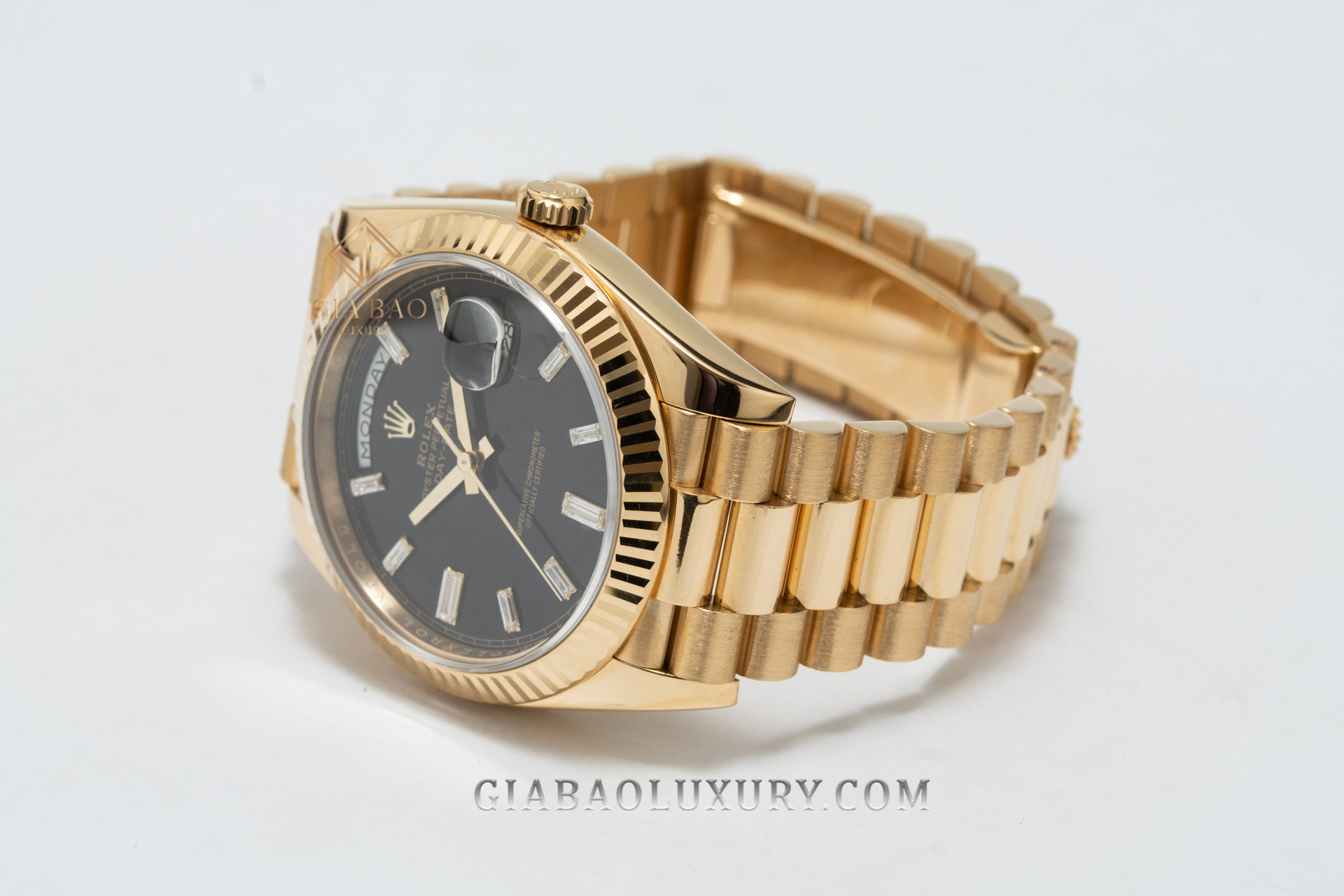 Rolex Day-Date 40 228238 Black Diamond-set Dial (Like New)