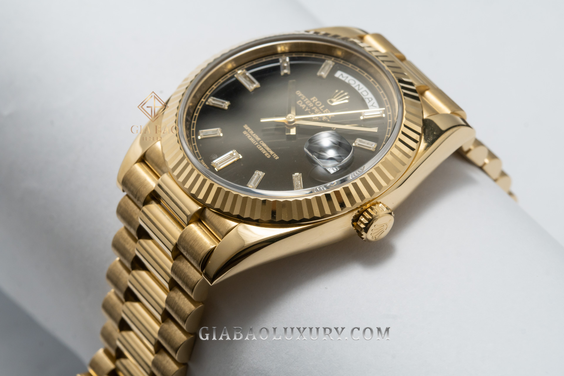 Rolex Day-Date 40 228238 Black Diamond-set Dial (Like New)