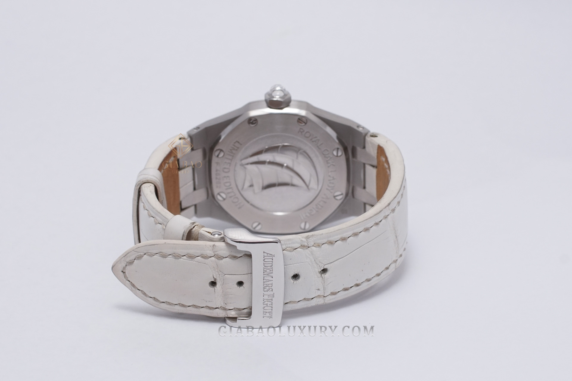 Đồng Hồ Audemars Piguet Royal Oak ALINGHI 67611ST.ZZ.D012CR.01