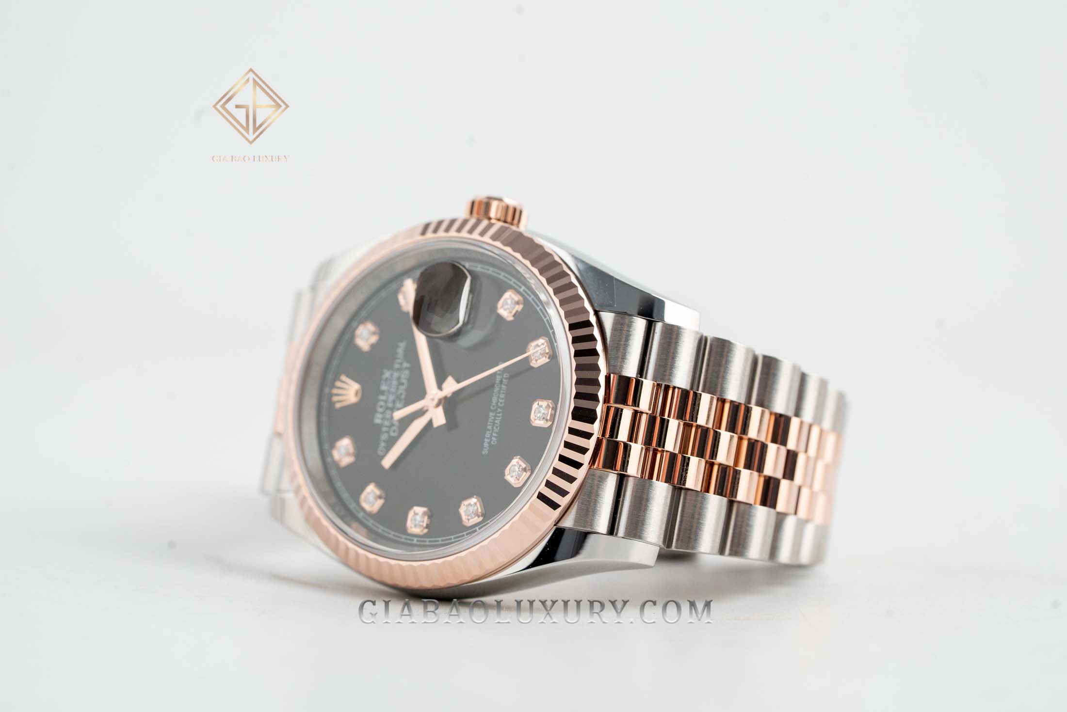 Đồng Hồ Rolex Datejust 36 126231 Mặt Số Đen Nạm Kim Cương