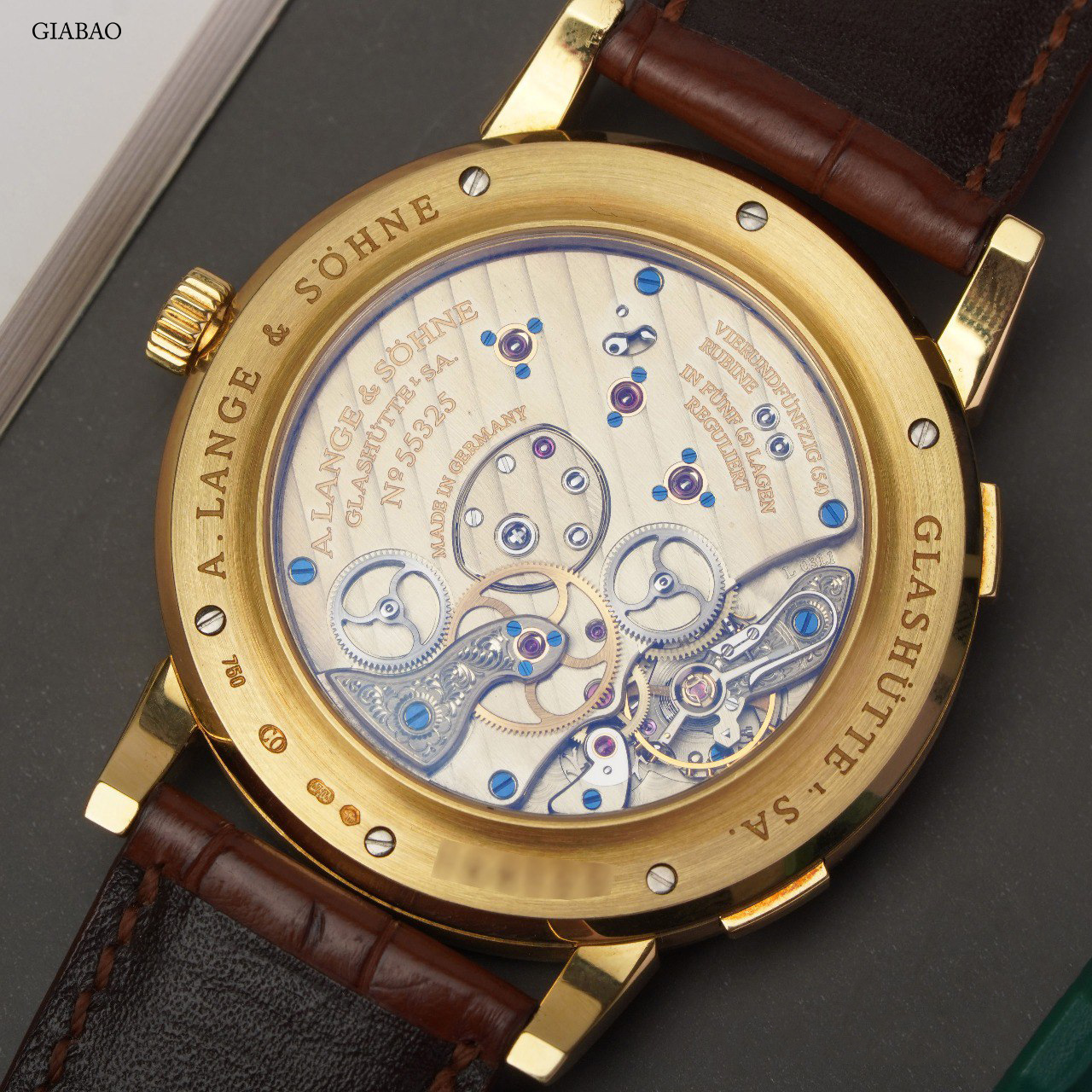 A. Lange & Söhne Lange 1 Time Zone 41.9mm 116.021