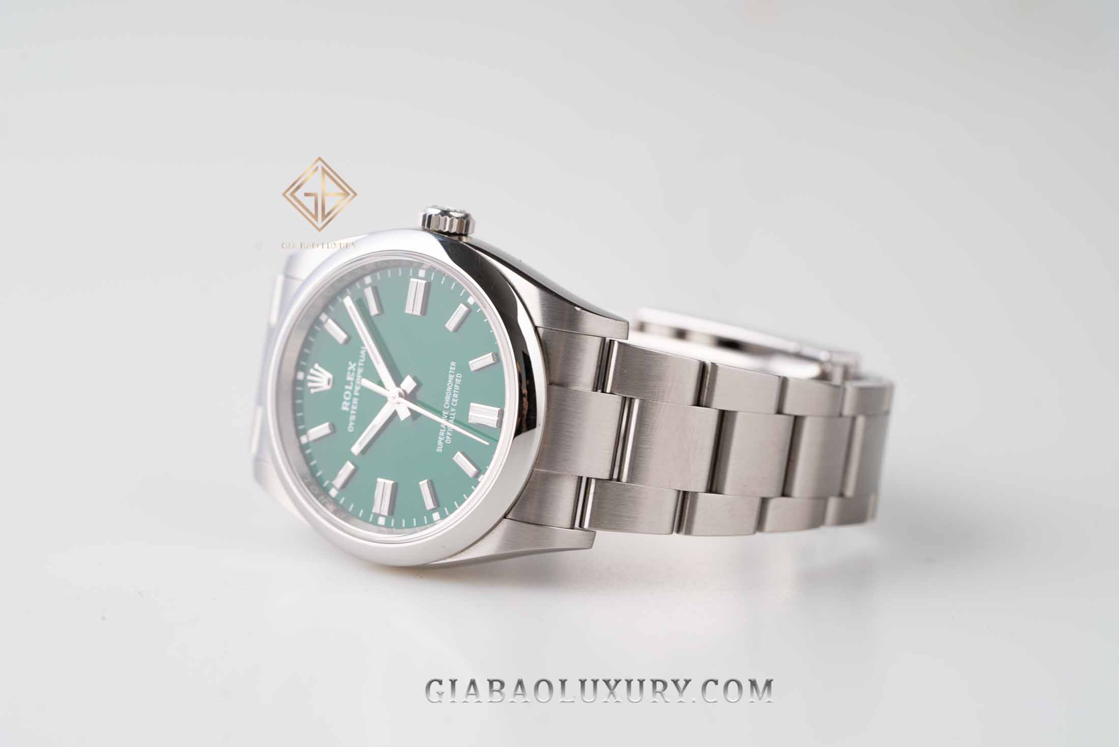 Đồng Hồ Rolex Oyster Perpetual 36 126000 Mặt Số Xanh