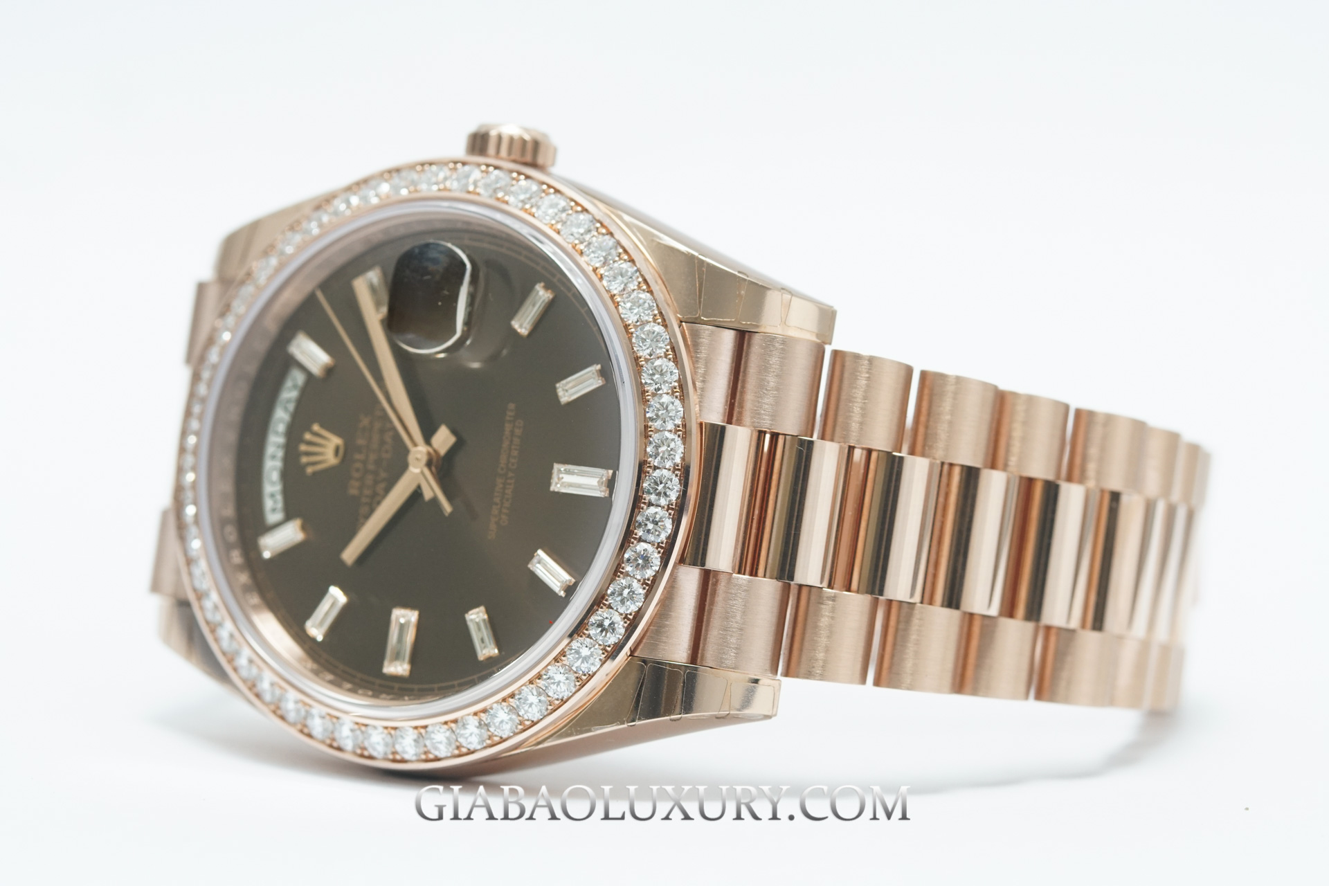 Rolex Day-Date 40 228345RBR Mặt Số Chocolate Cọc Kim Cương (Like New)