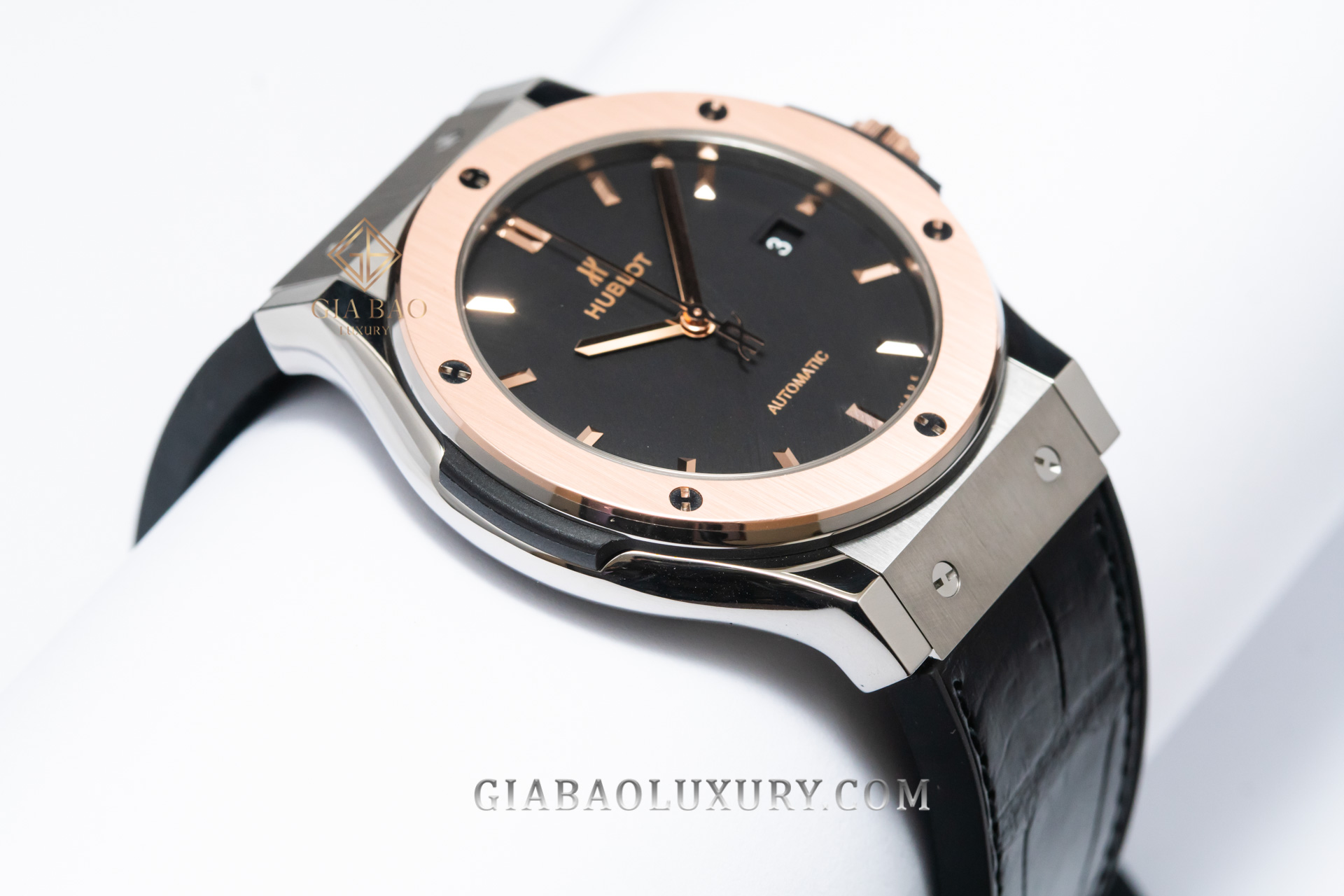 Hublot Classic Fusion 42mm 542.NO.1181.LR (Like New)