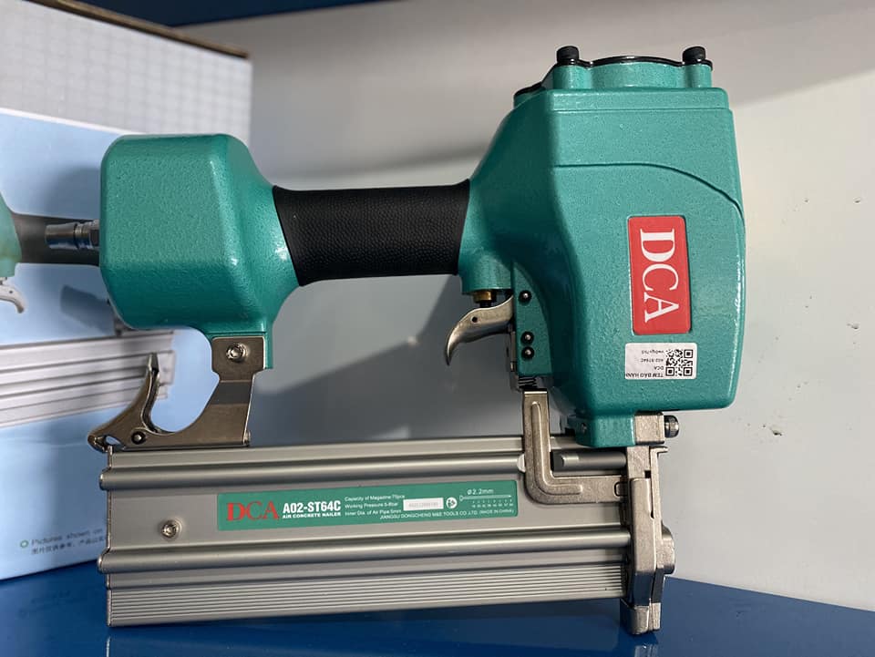 SÚNG BẮN ĐINH BÊ TÔNG DÙNG HƠI (5-8 BAR) DCA A02-ST64C - HÀNG CHÍNH HÃNG