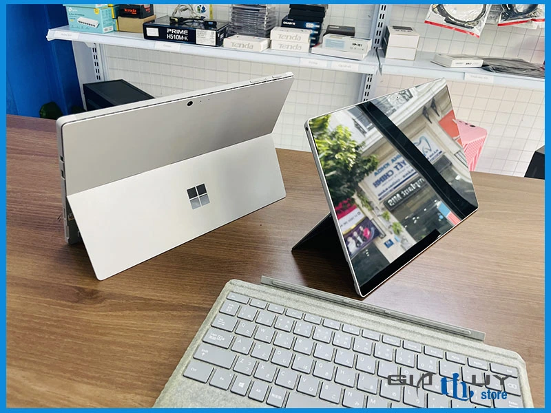 Laptop cũ tphcm, mua laptop cũ tại giathuystore