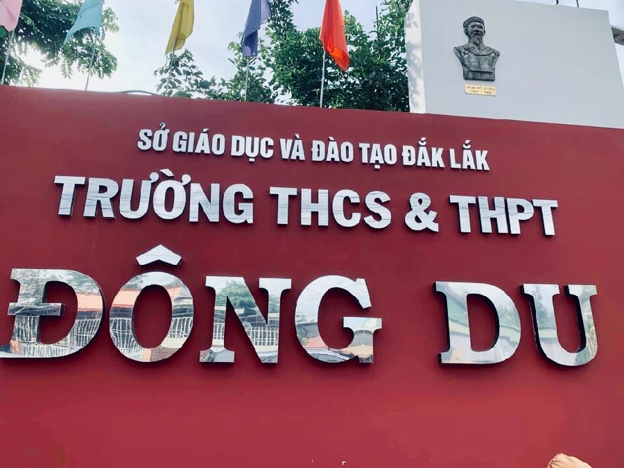 Thi công hệ thống mạng tại trường học Đông Du Buôn Ma Thuột.