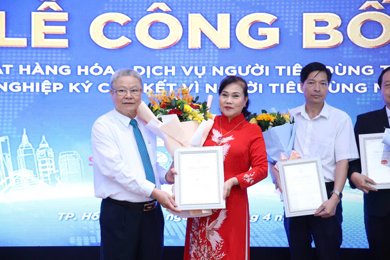 NAM THẮNG VINH DỰ ĐẠT TOP 10 THƯƠNG HIỆU UY TÍN QUỐC GIA NĂM 2025