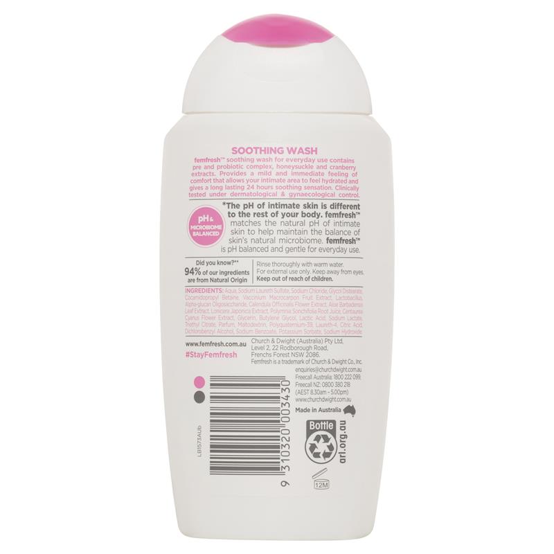 Dung dịch vệ sinh phụ nữ Femfresh Femfresh Soothing Wash 250ml | Mua sắm hàng Úc tại Ausmart
