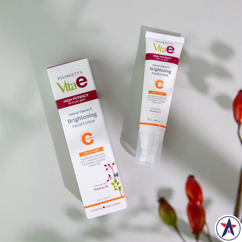 Dưỡng ẩm sáng da Plunkett's Vitamin E Brightening Facial Lotion 50ml