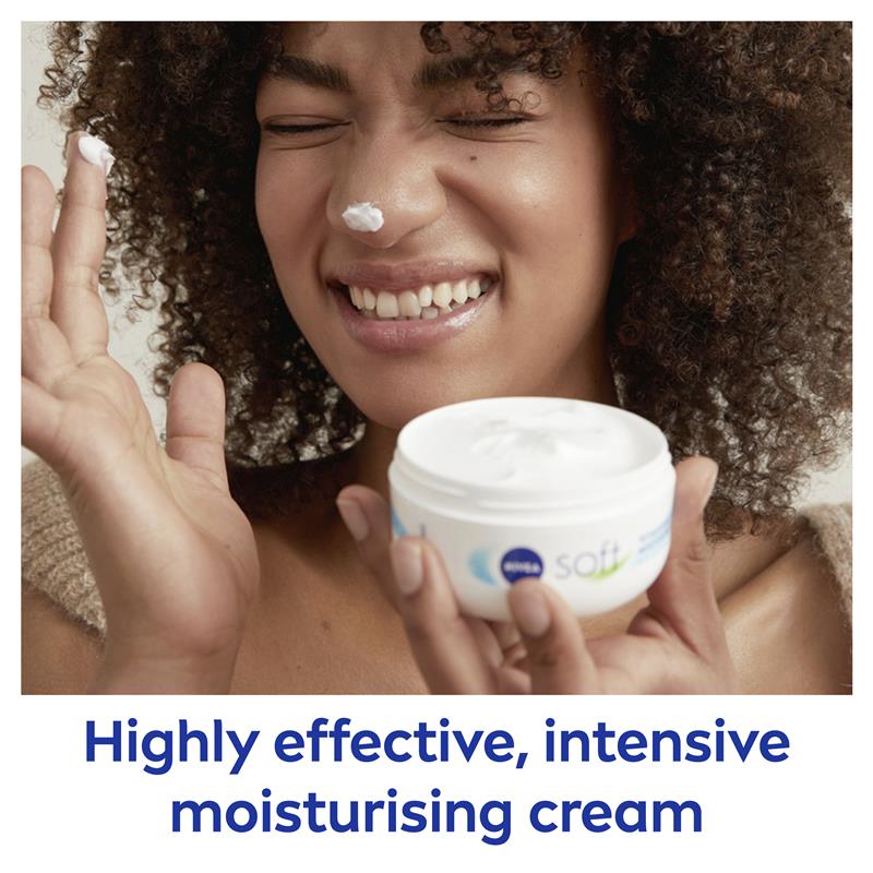 Kem dưỡng ẩm Nivea Soft Moisturising Cream Face Body & Hand 200ml
