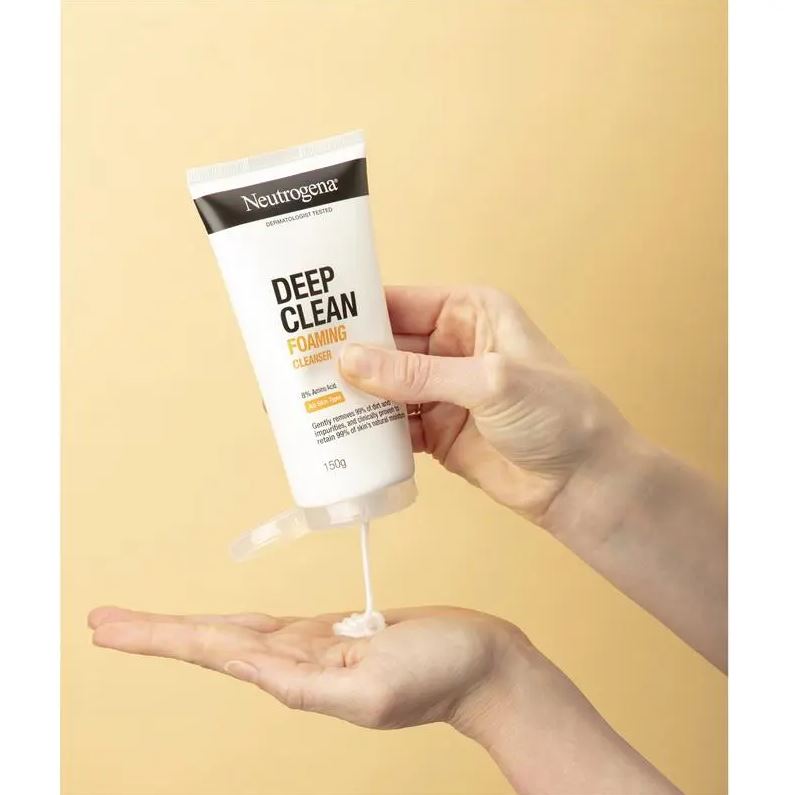 Sữa rửa mặt làm sạch sâu Neutrogena Deep Clean Foaming Cleanser 150g