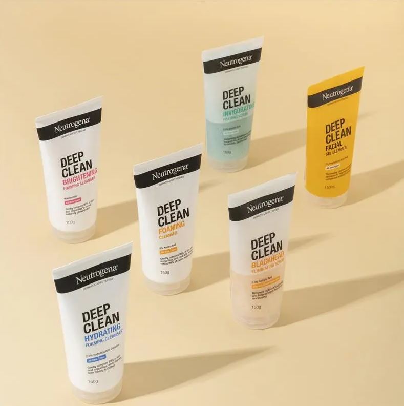 Sữa rửa mặt làm sạch sâu Neutrogena Deep Clean Foaming Cleanser 150g