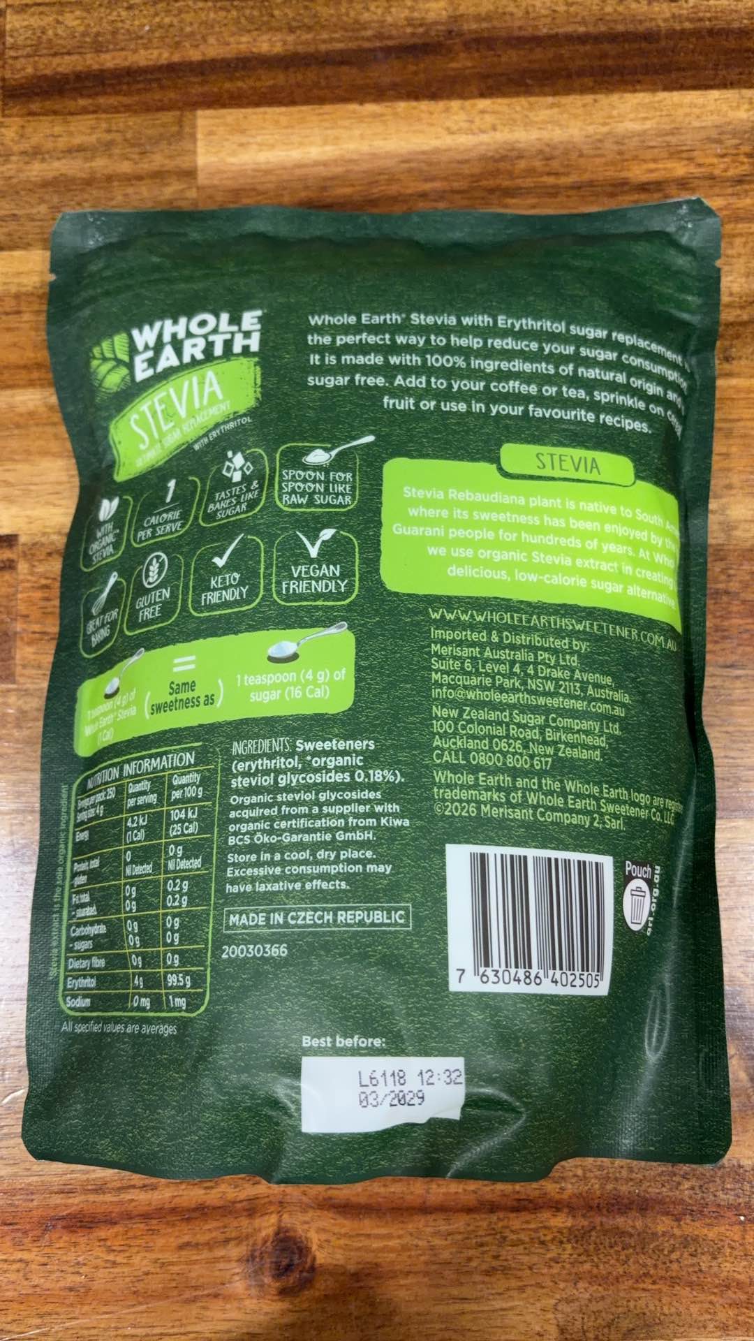 Đường ăn kiêng hữu cơ Whole Earth with Organic Stevia
