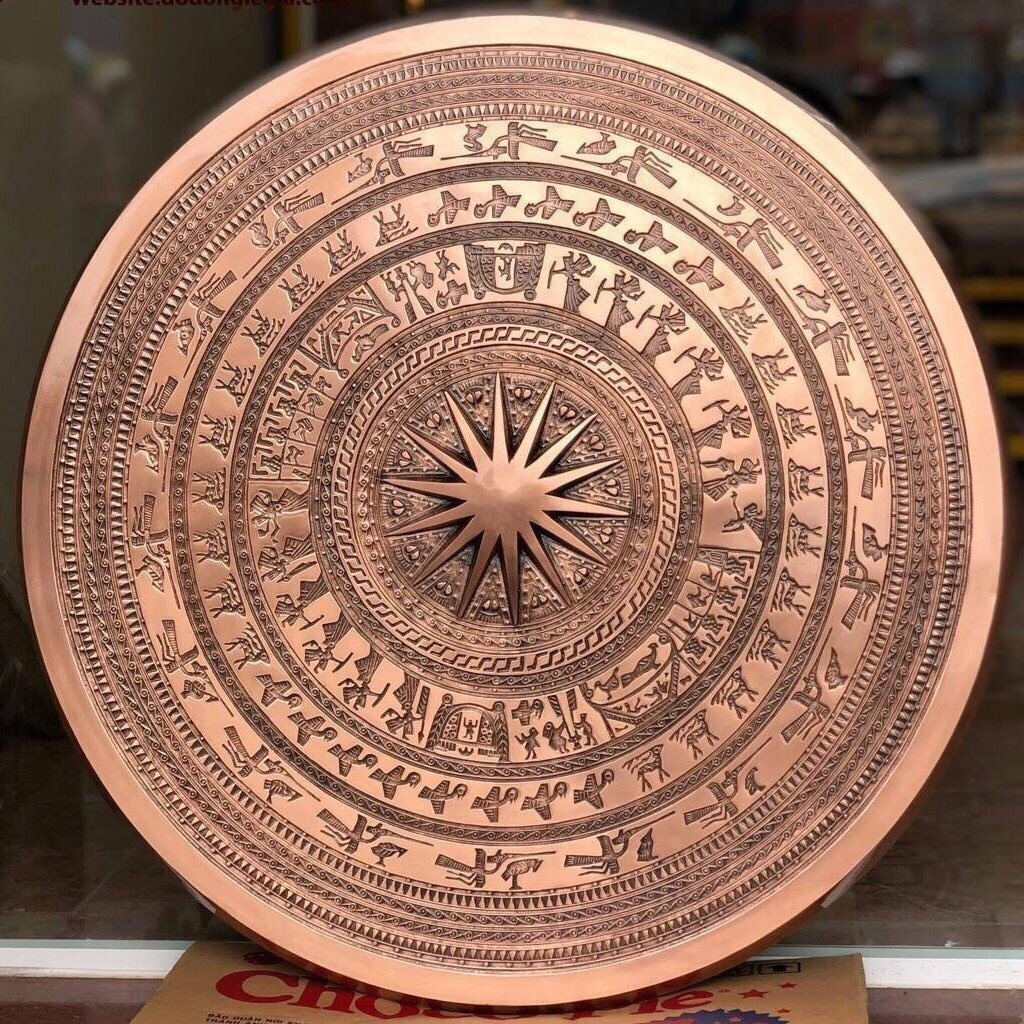 Lý do Mặt trống đúc hoa văn chìm của Lê Gia giá thành cao