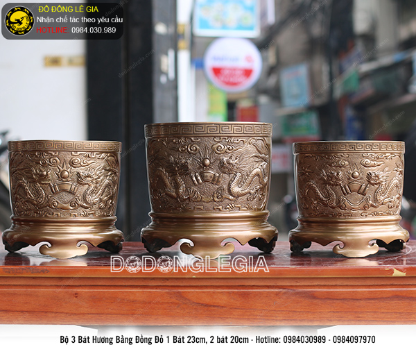 Bát hương bằng đồng đỏ thờ cúng màu giả cổ