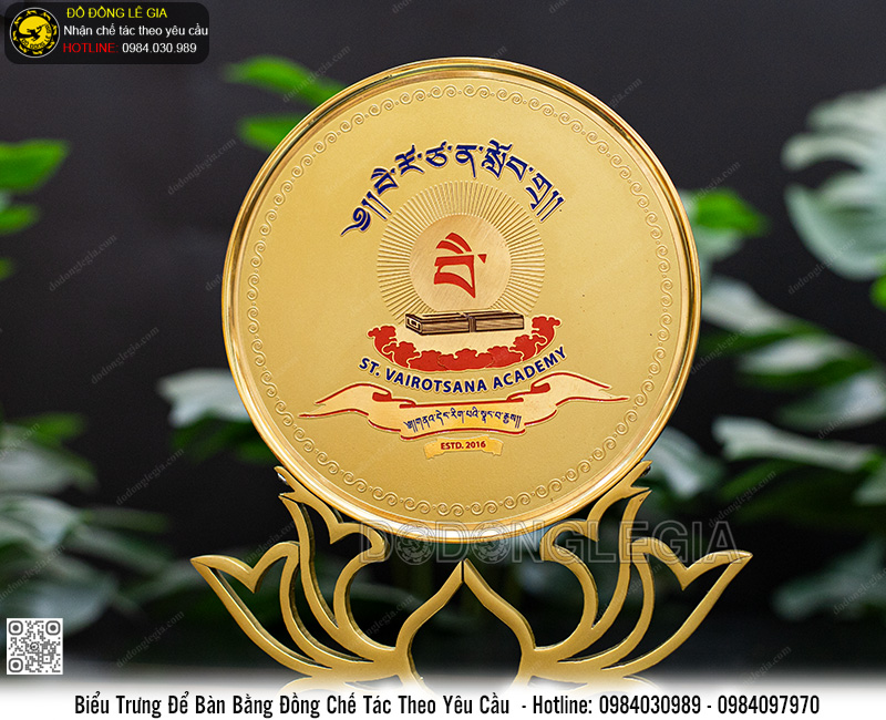 Biểu Trưng Để Bàn Bằng Đồng Chế Tác Theo Yêu Cầu