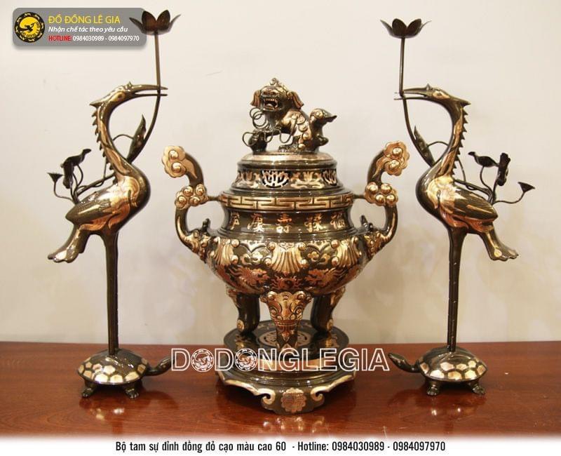 Bộ đồ thờ ngũ sự bằng đồng đỏ cạo màu phớt nỉ