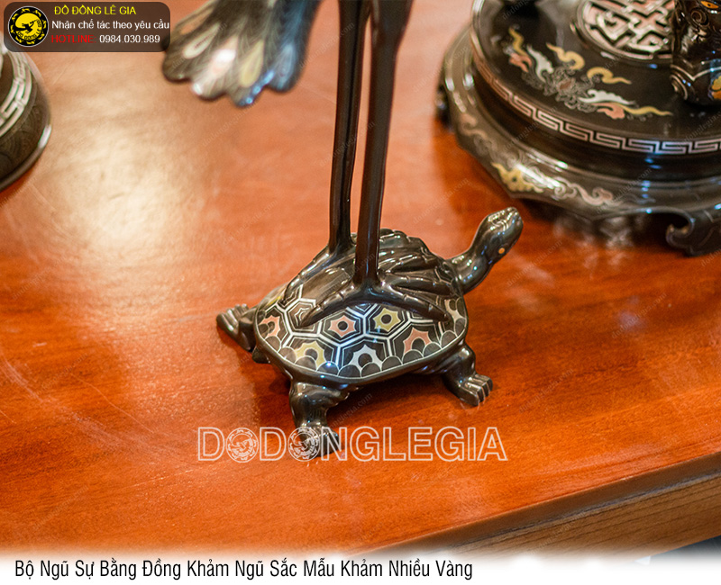 Bộ Ngũ Sự bằng đồng khảm ngũ sắc mẫu khảm nhiều vàng